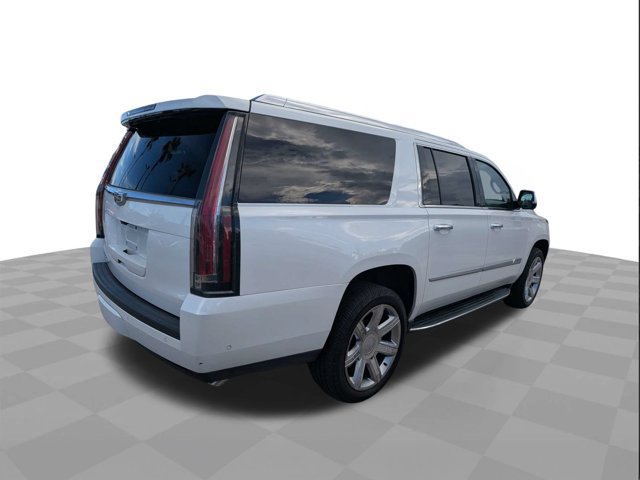Certified 2018 Cadillac Escalade ESV Luxury RWD image 4