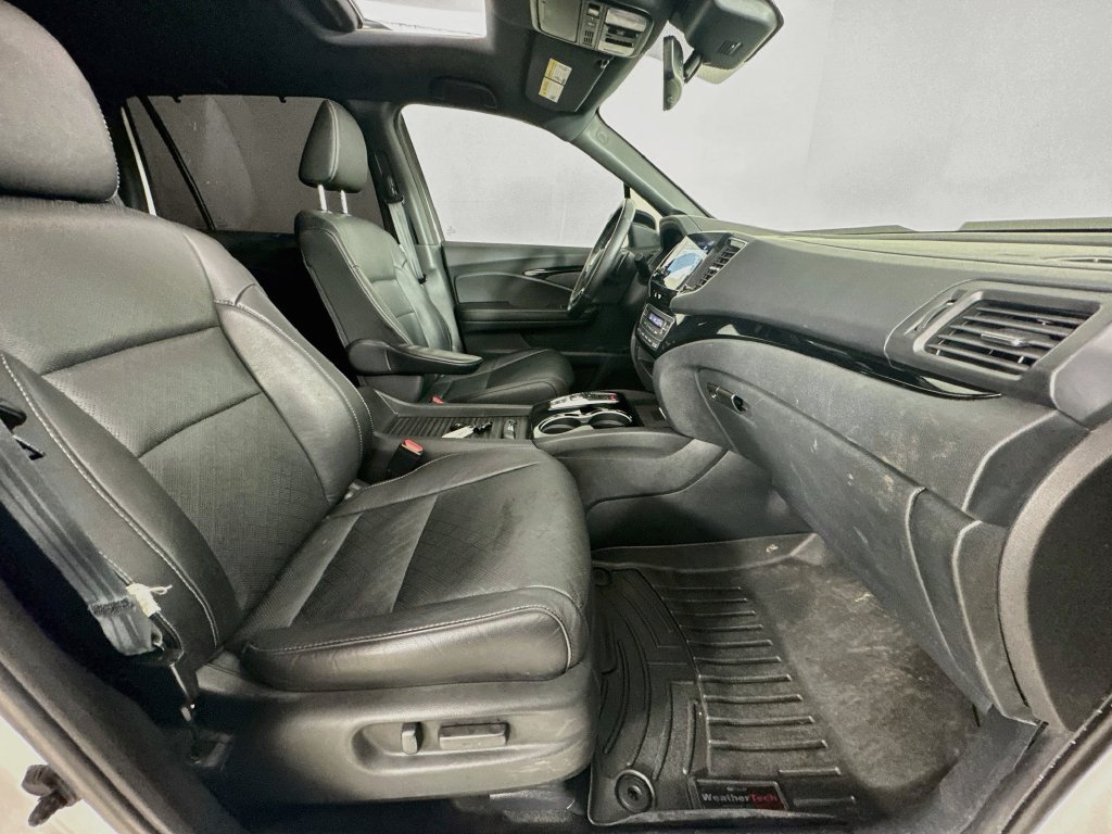 Used 2023 Honda Passport Elite image 35