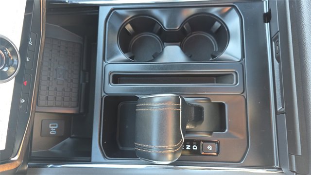 Used 2023 Ford F150 Lightning Lariat w/ Equipment Group 511A High image 22