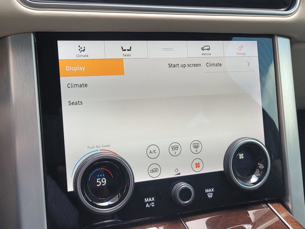 Used 2020 Land Rover Range Rover Long Wheelbase HSE image 30