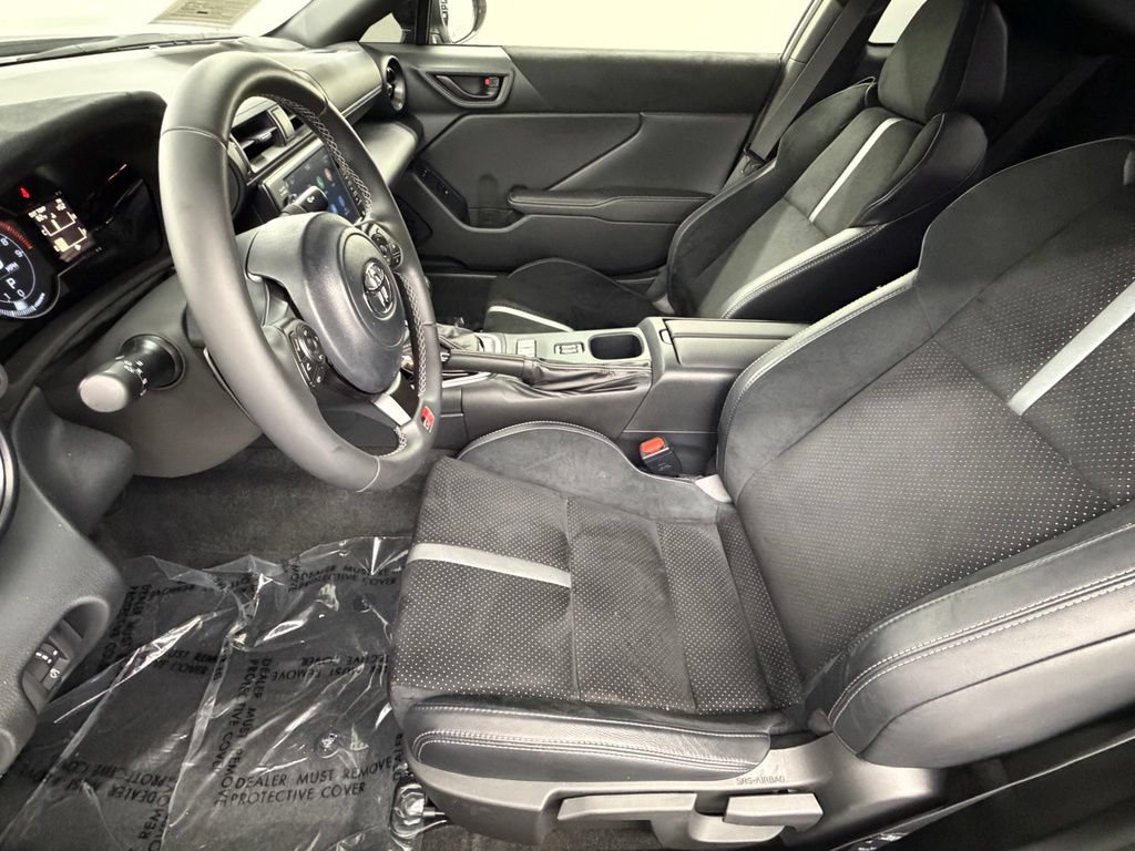 Certified 2025 Toyota GR86 Premium w/ ALL Weather Mat Package (TMS) RWD image 22