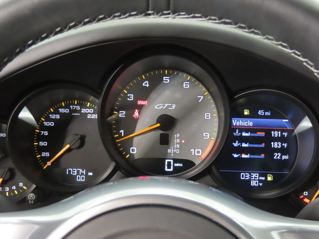 Certified 2014 Porsche 911 GT3 RWD image 16