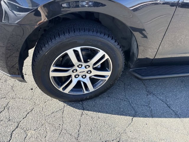Used 2024 Ford Expedition Limited AWD/4WD image 12