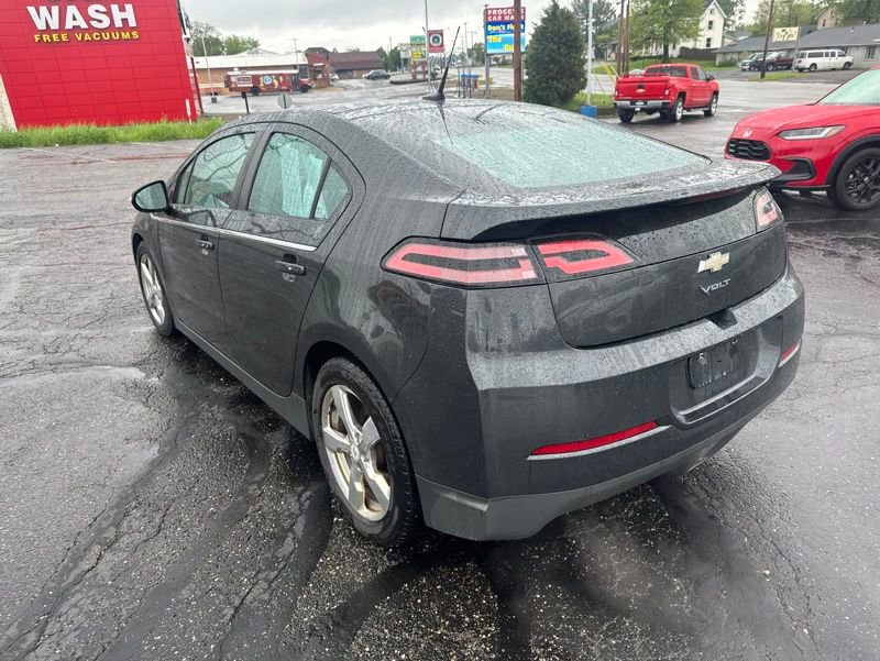 Used 2014 Chevrolet Volt FWD image 5