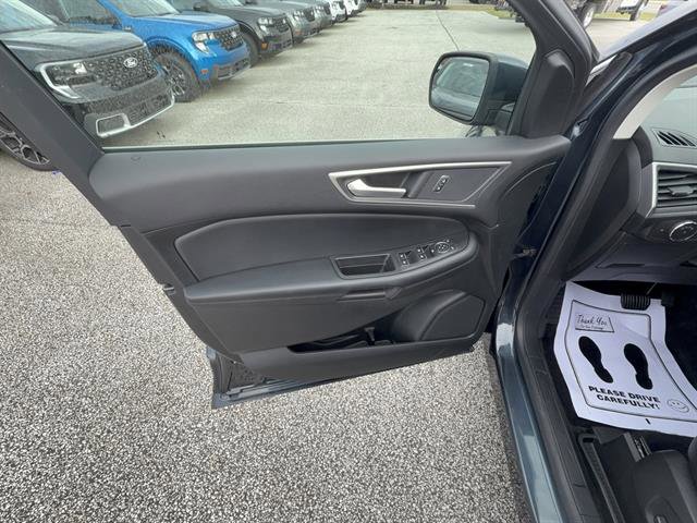 Certified 2022 Ford Edge SEL w/ Convenience Package image 12