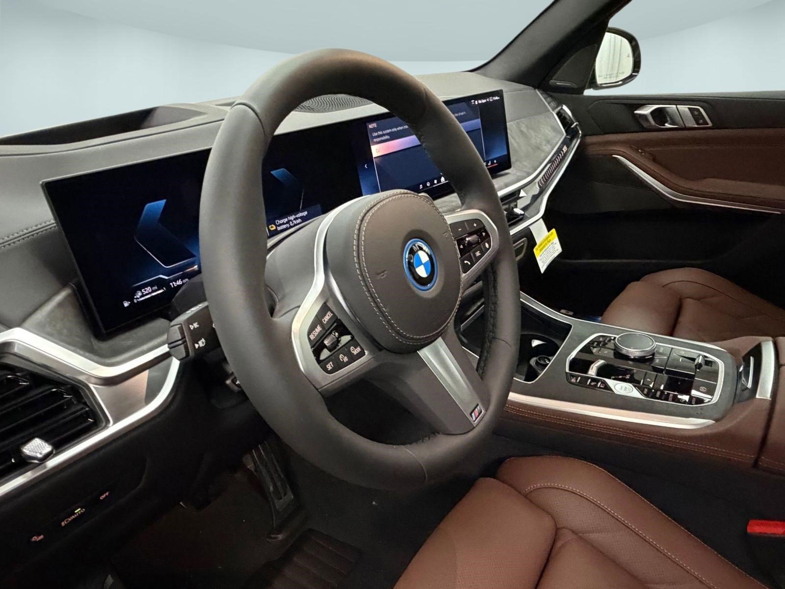 New 2026 BMW X5 xDrive50e image 4