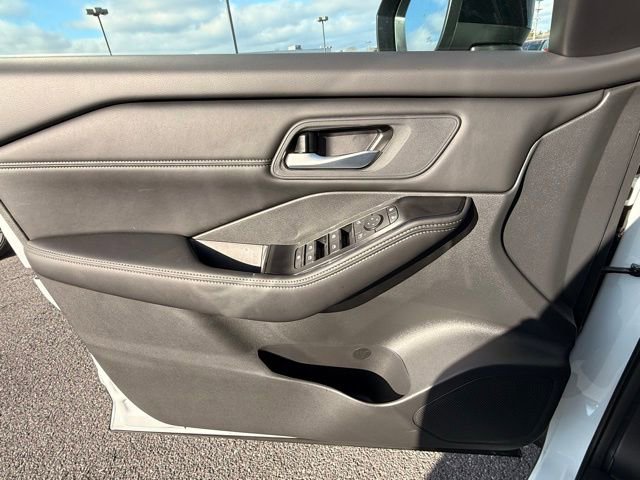 New 2026 Nissan Rogue SV image 11