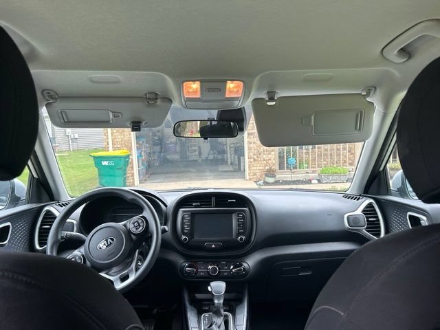 Used 2020 Kia Soul S FWD image 10