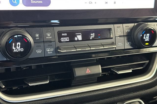 Certified 2025 Toyota Grand Highlander FWD image 26