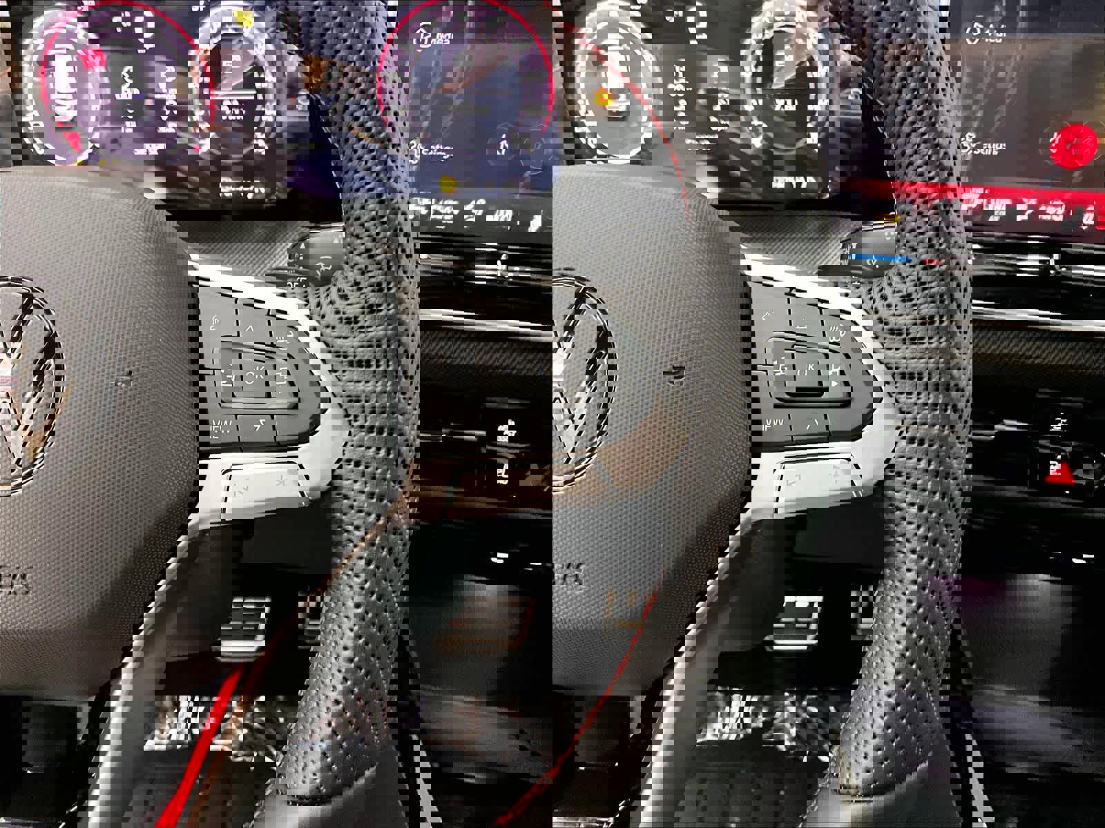 New 2026 Volkswagen GTI SE image 11