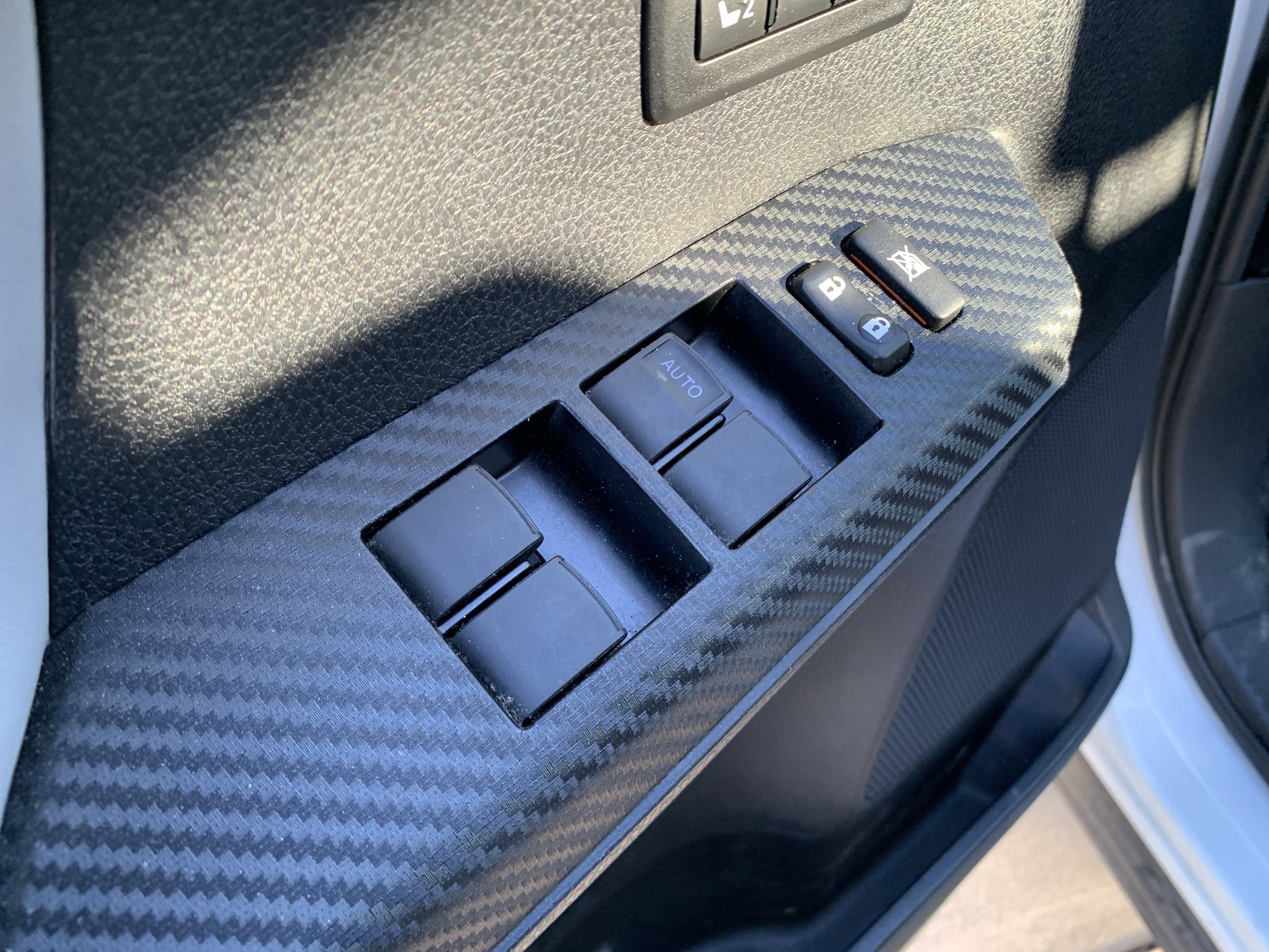 Used 2013 Toyota RAV4 Limited image 15