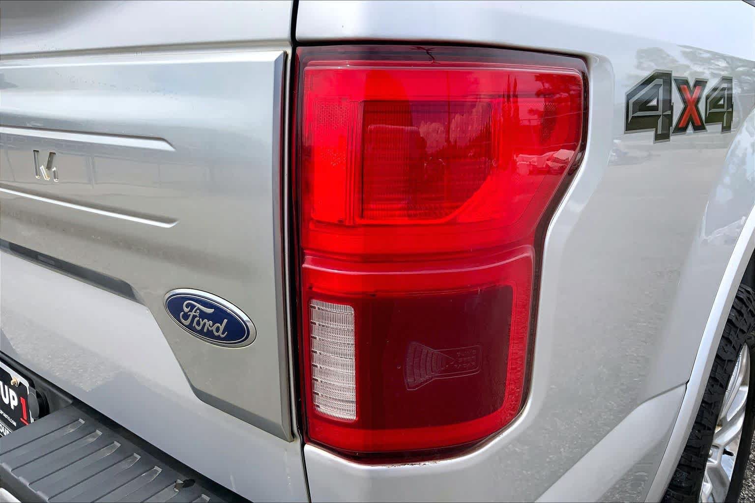 Used 2019 Ford F150 Platinum w/ Trailer Tow Package AWD/4WD image 30