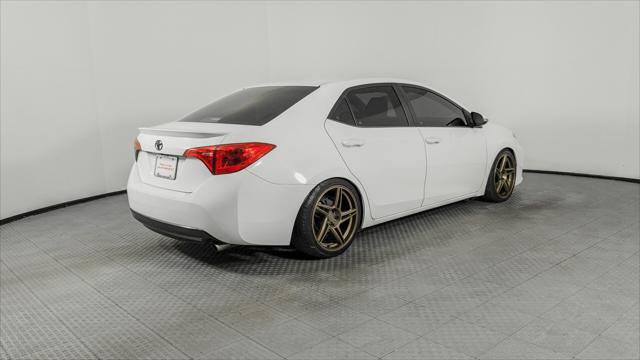 Used 2018 Toyota Corolla SE FWD image 8