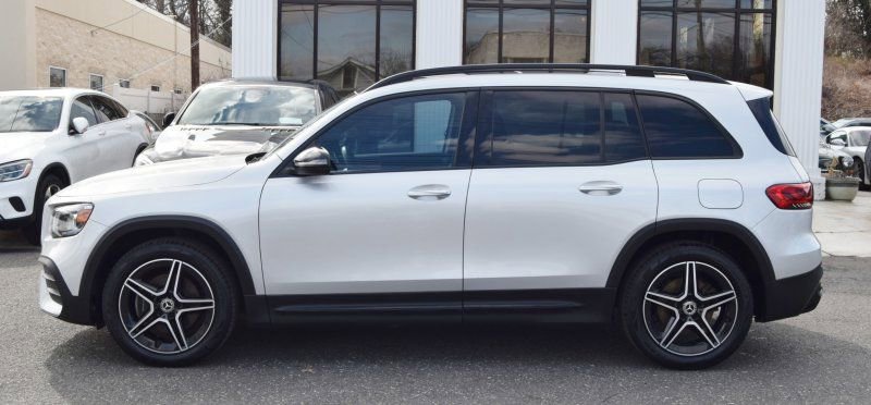 Used 2020 Mercedes-Benz GLB 250 4MATIC image 8