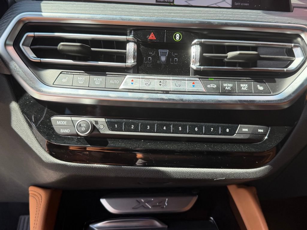 Used 2022 BMW X4 xDrive30i AWD/4WD image 19