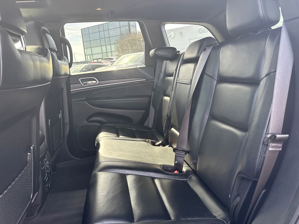Used 2021 Jeep Grand Cherokee Limited image 34