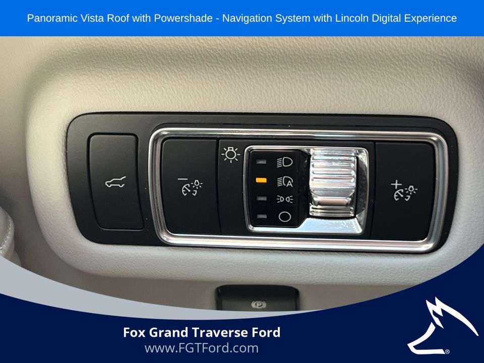 Used 2026 Lincoln Nautilus Reserve AWD/4WD image 17