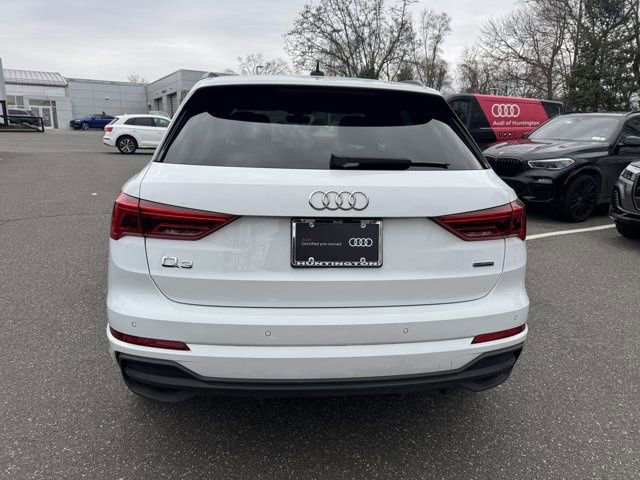 Certified 2023 Audi Q3 2.0T Premium w/ Black Optic Sport Package image 6