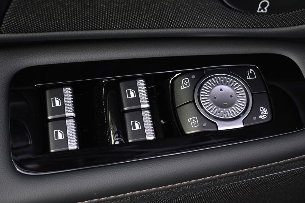 New 2026 Lincoln Nautilus Premier w/ Equipment Group 102A image 23