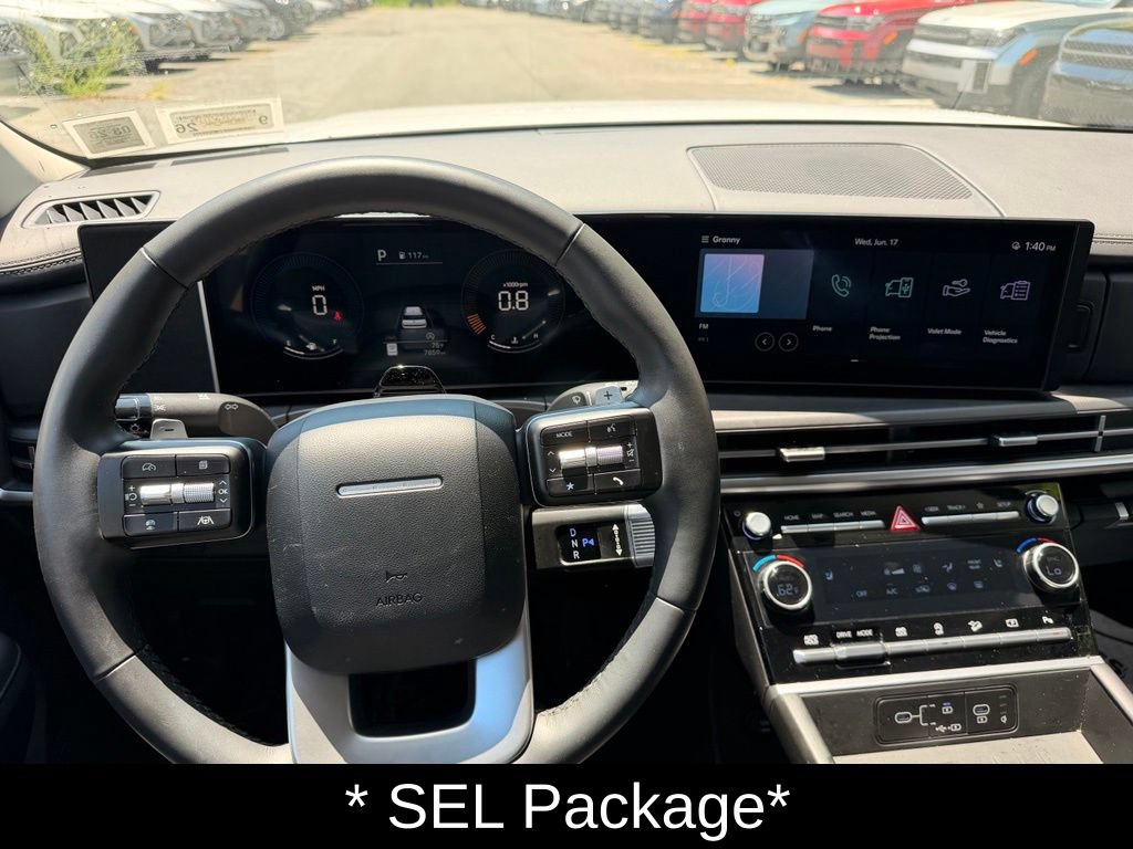 Used 2025 Hyundai Santa Fe SEL AWD/4WD image 12