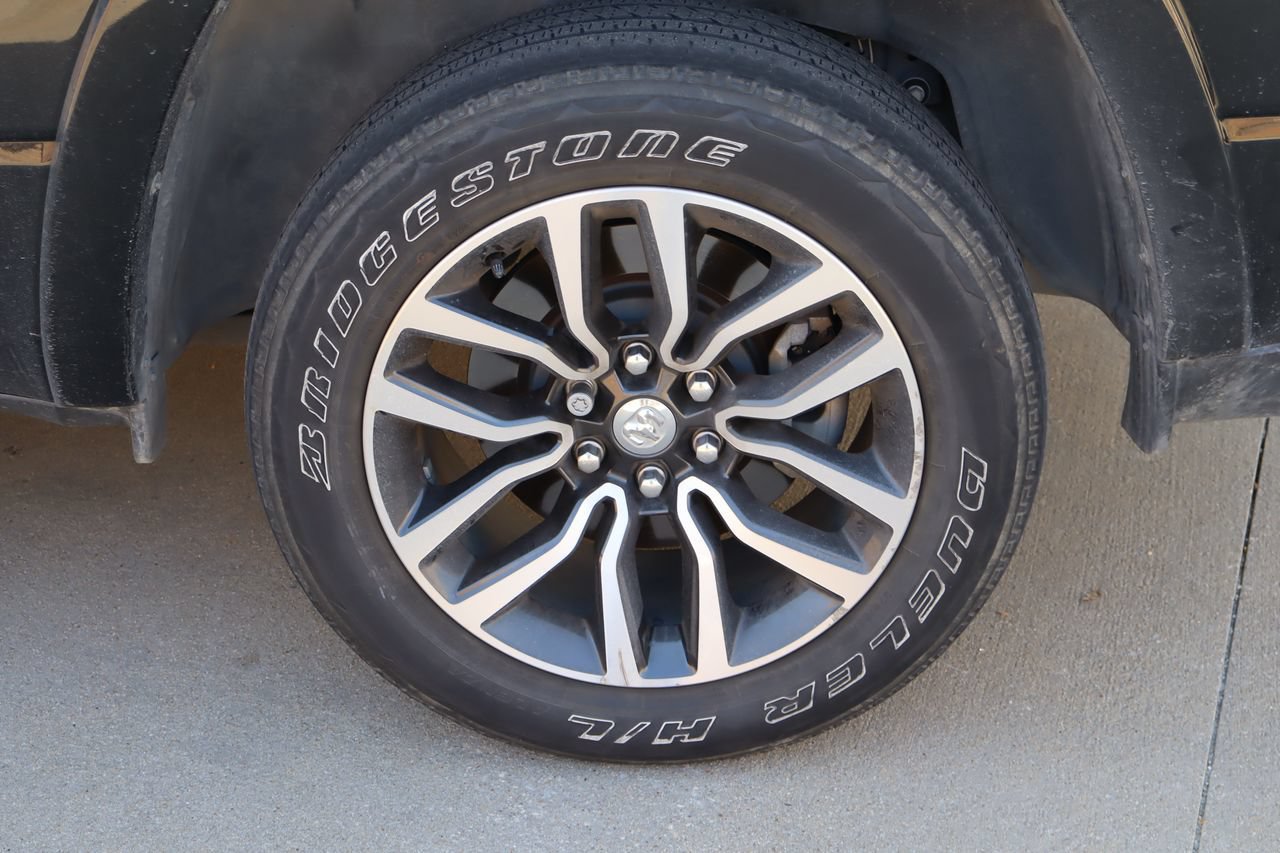 Used 2025 RAM 1500 Limited AWD/4WD image 30