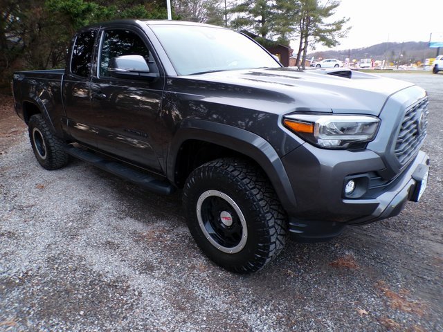 Used 2020 Toyota Tacoma SR5 image 6
