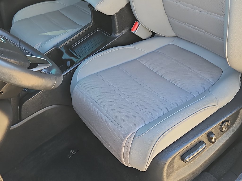 Used 2022 Honda CR-V EX-L image 16
