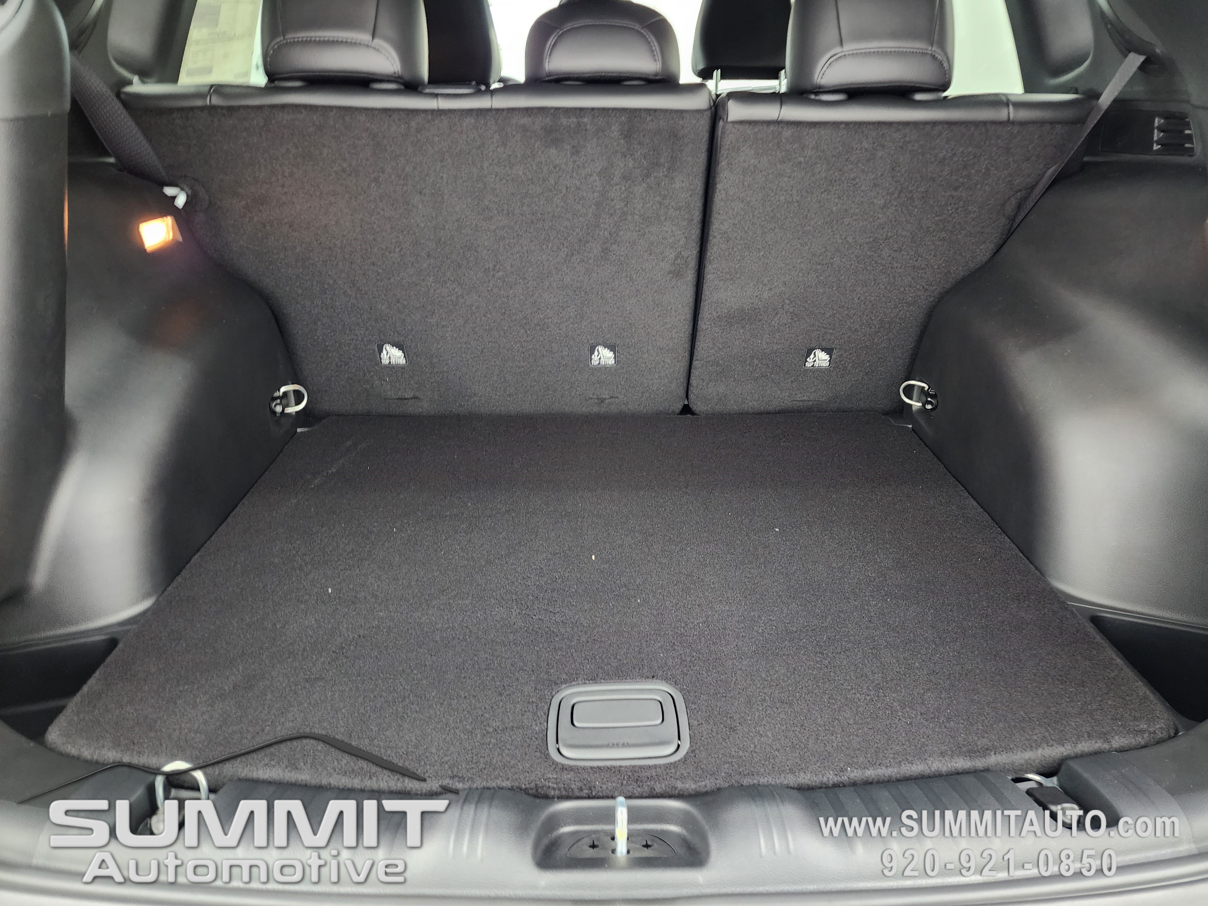 New 2026 Jeep Compass Latitude AWD/4WD image 30
