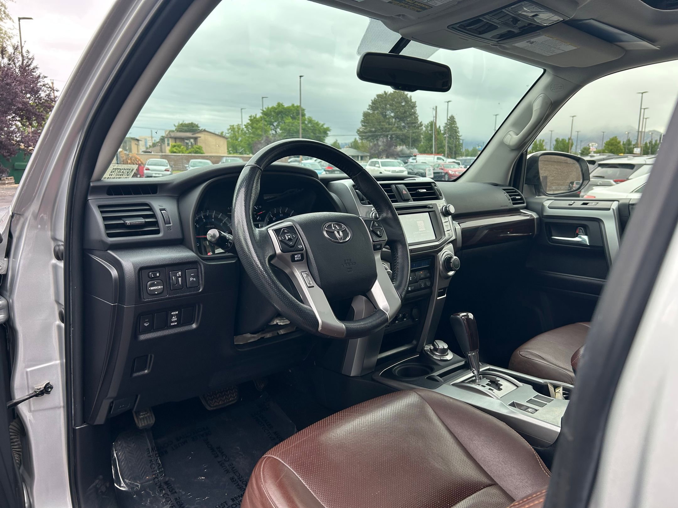 Used 2016 Toyota 4Runner Limited AWD/4WD image 11