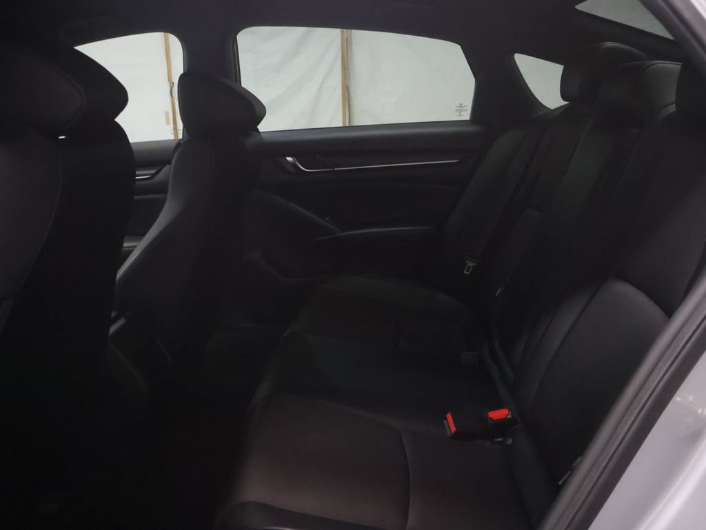 Used 2018 Honda Accord Sport image 14
