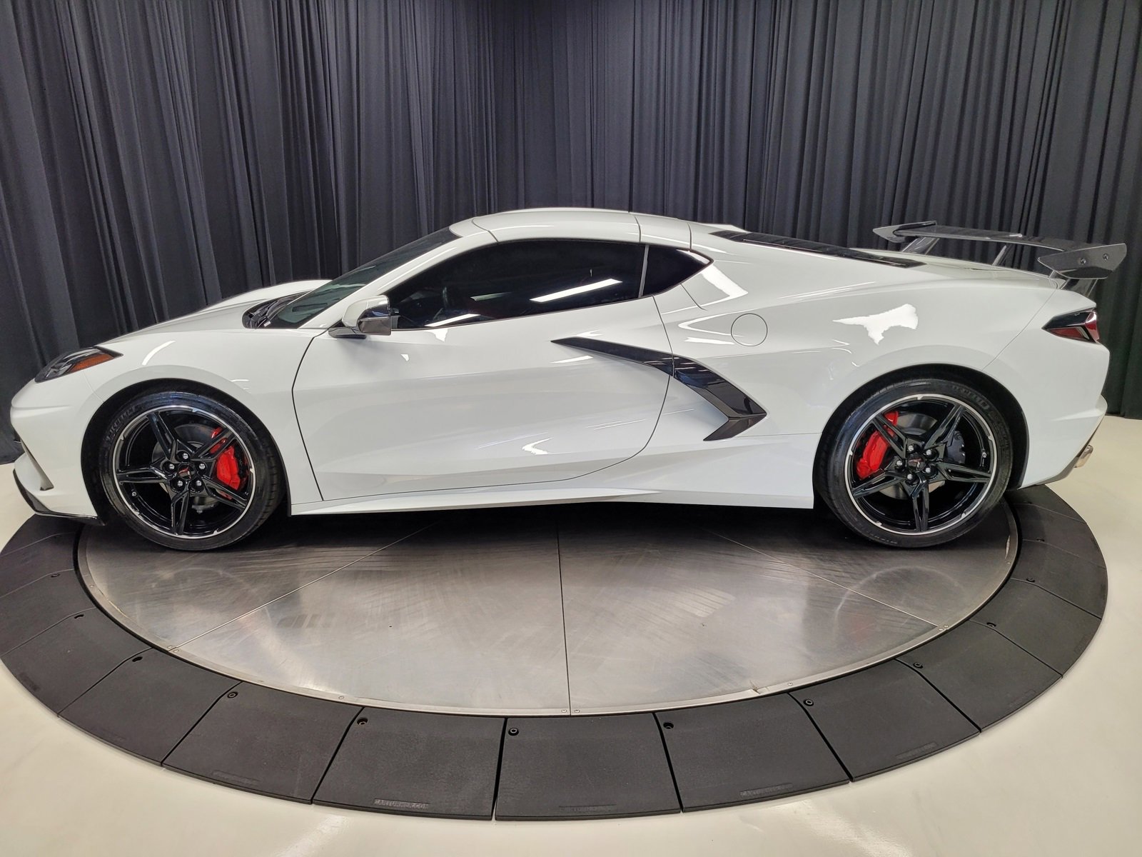 Used 2022 Chevrolet Corvette Stingray Preferred Cpe w/ 2LT image 9