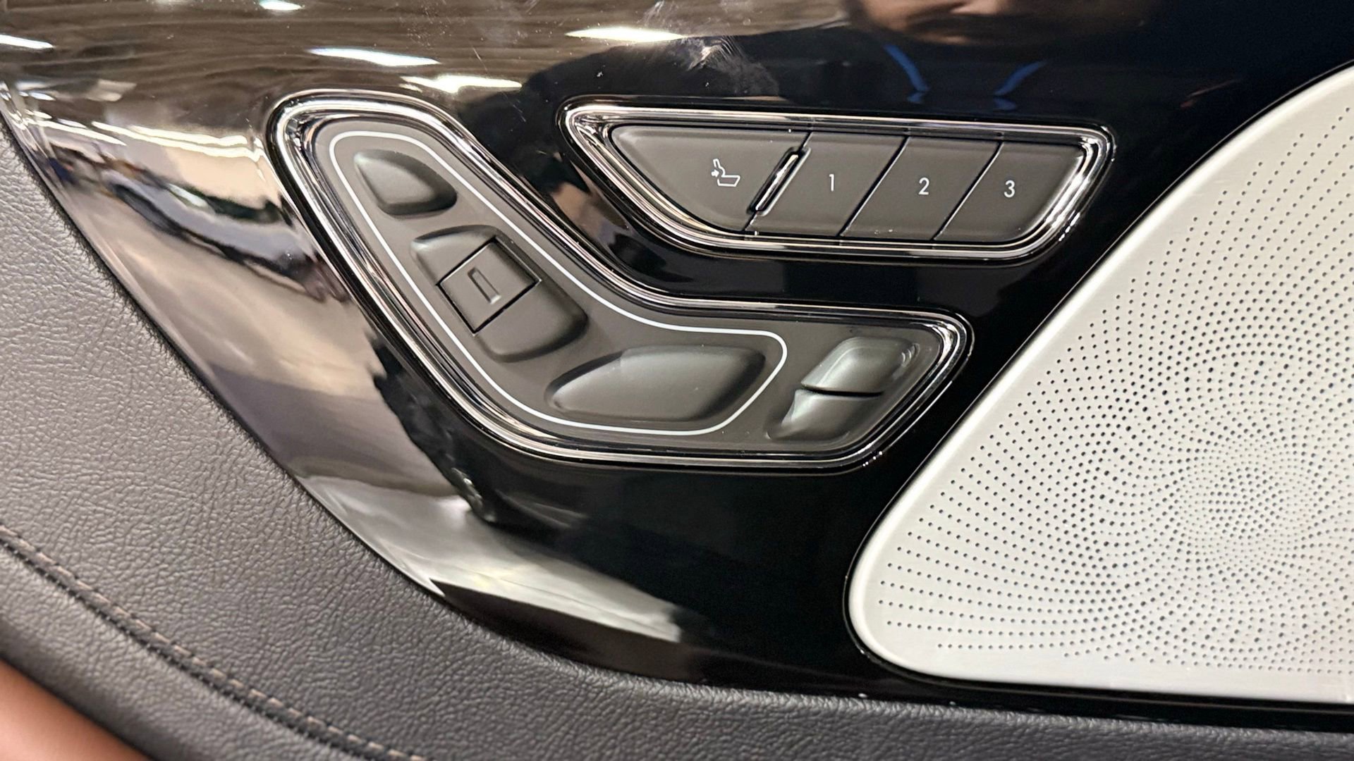 New 2026 Lincoln Aviator Reserve AWD/4WD image 45