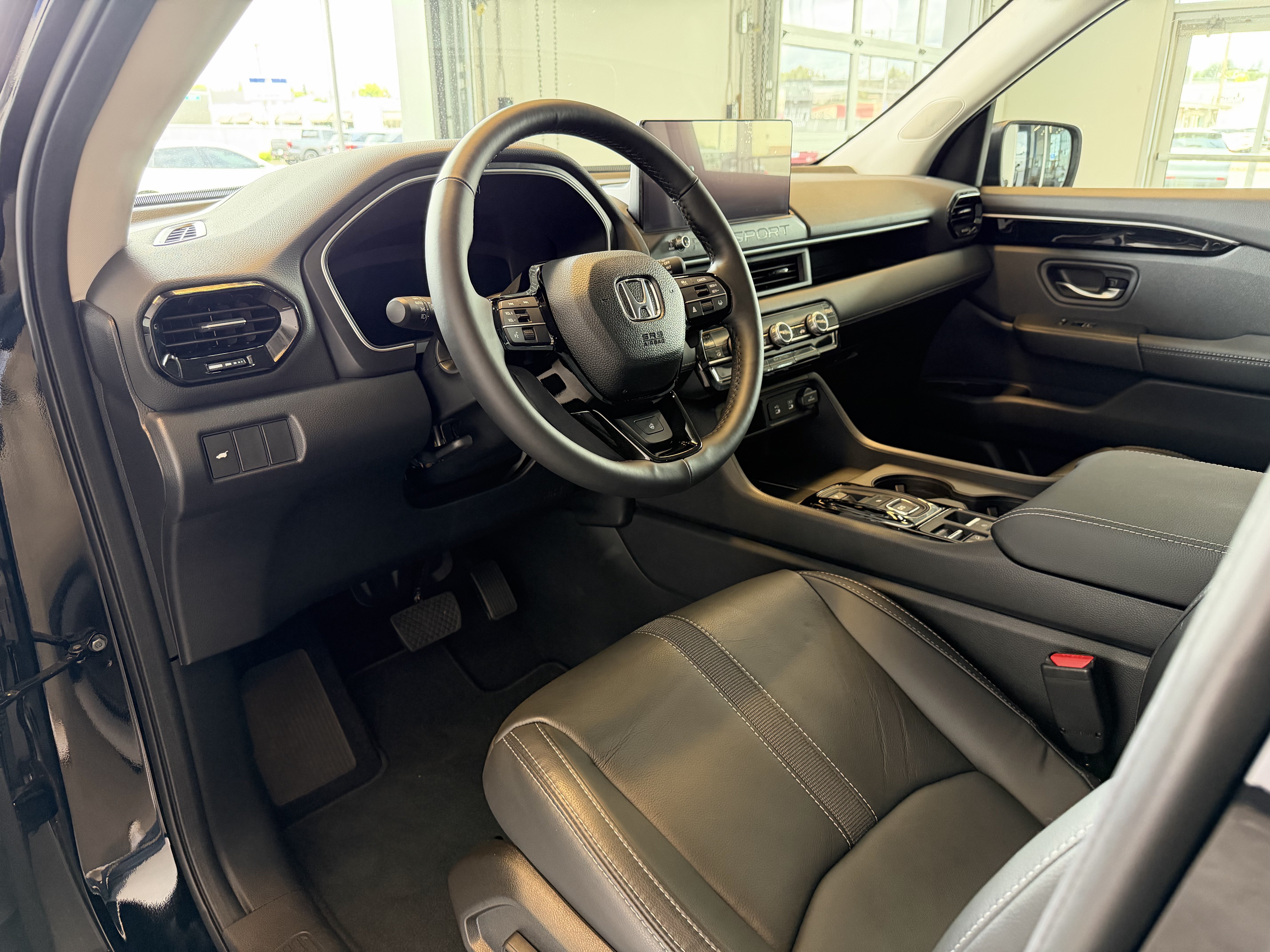 Used 2026 Honda Passport RTL image 7