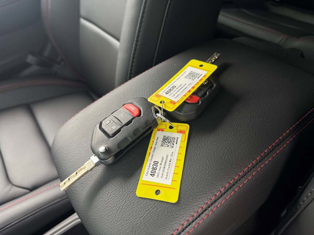 New 2025 Jeep Wrangler Rubicon image 27