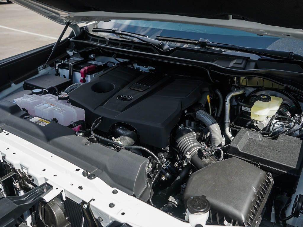 New 2026 Toyota Tundra SR5 AWD/4WD image 7