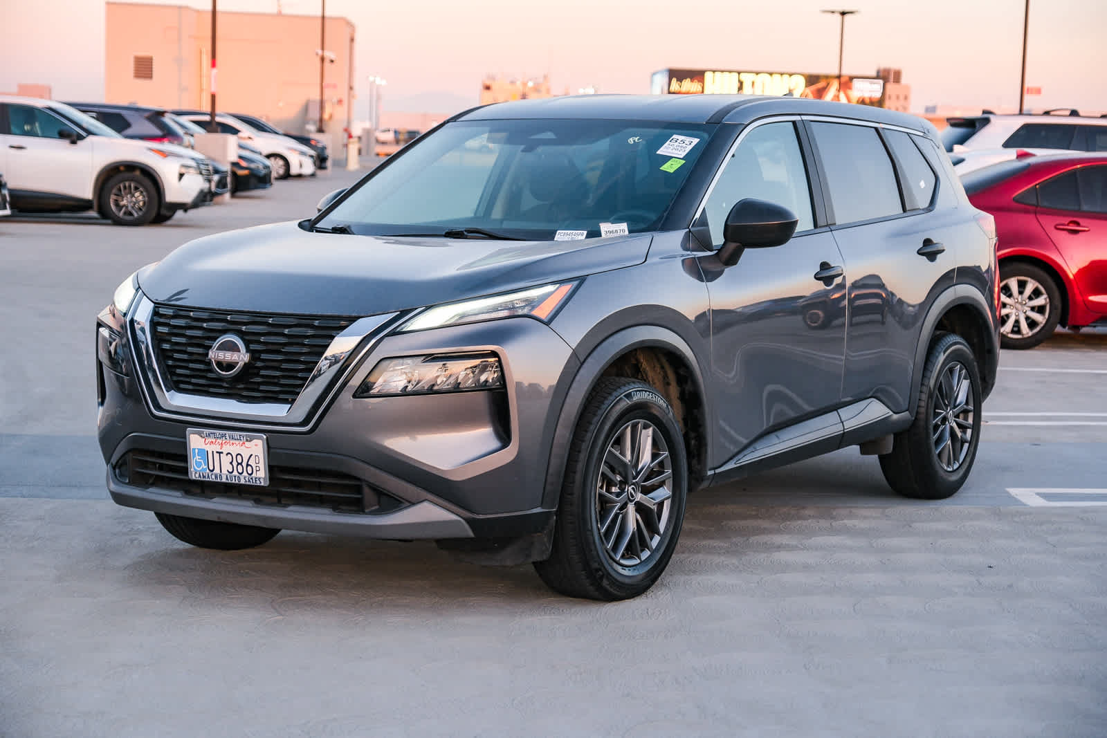 Used 2023 Nissan Rogue S FWD image 1