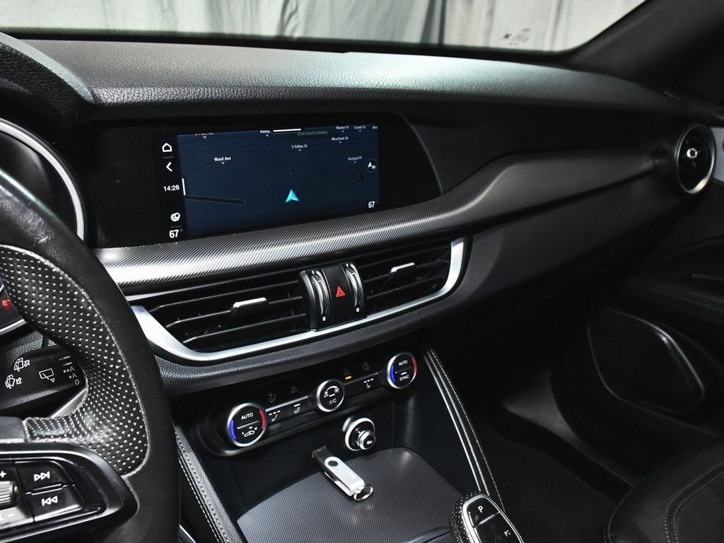 Used 2023 Alfa Romeo Stelvio Veloce image 41