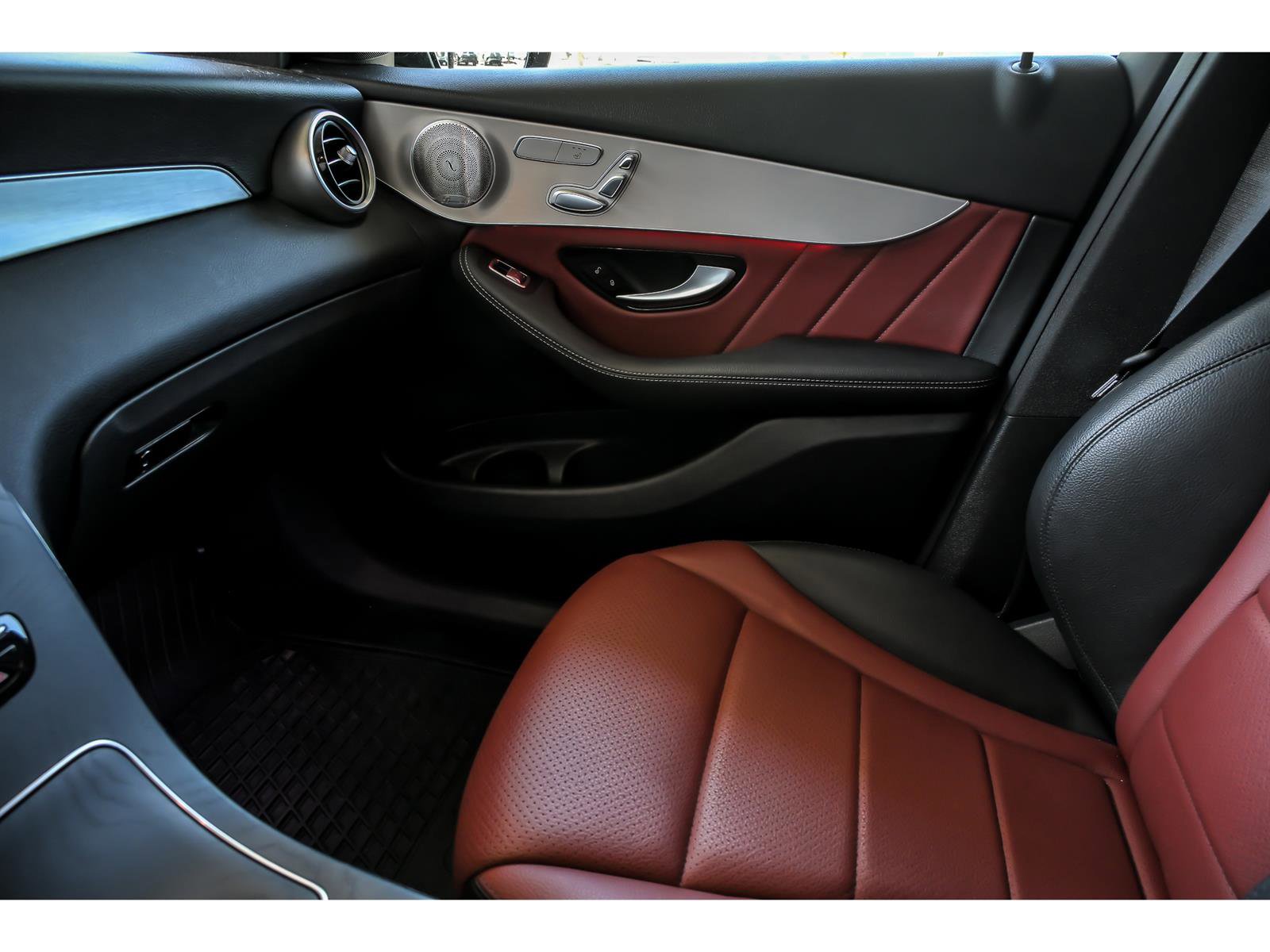 Certified 2020 Mercedes-Benz GLC 300 4MATIC image 23