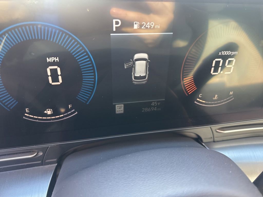 Used 2025 Hyundai Kona SEL image 16