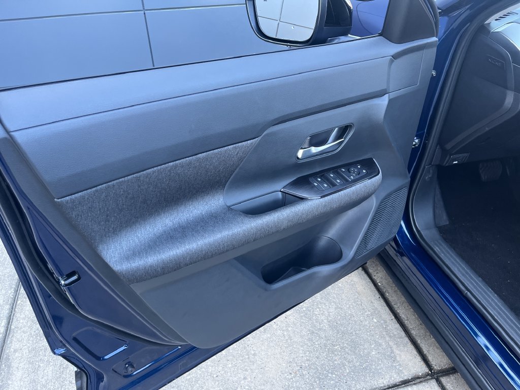 New 2027 Nissan Kicks SV AWD/4WD image 10