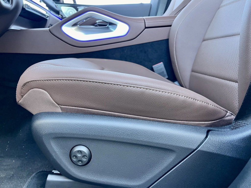 Used 2025 Mercedes-Benz GLE 450e 4MATIC image 15