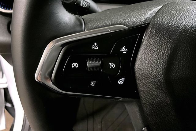 Certified 2024 Chevrolet Trax LT w/ Driver Confidence Package FWD image 20