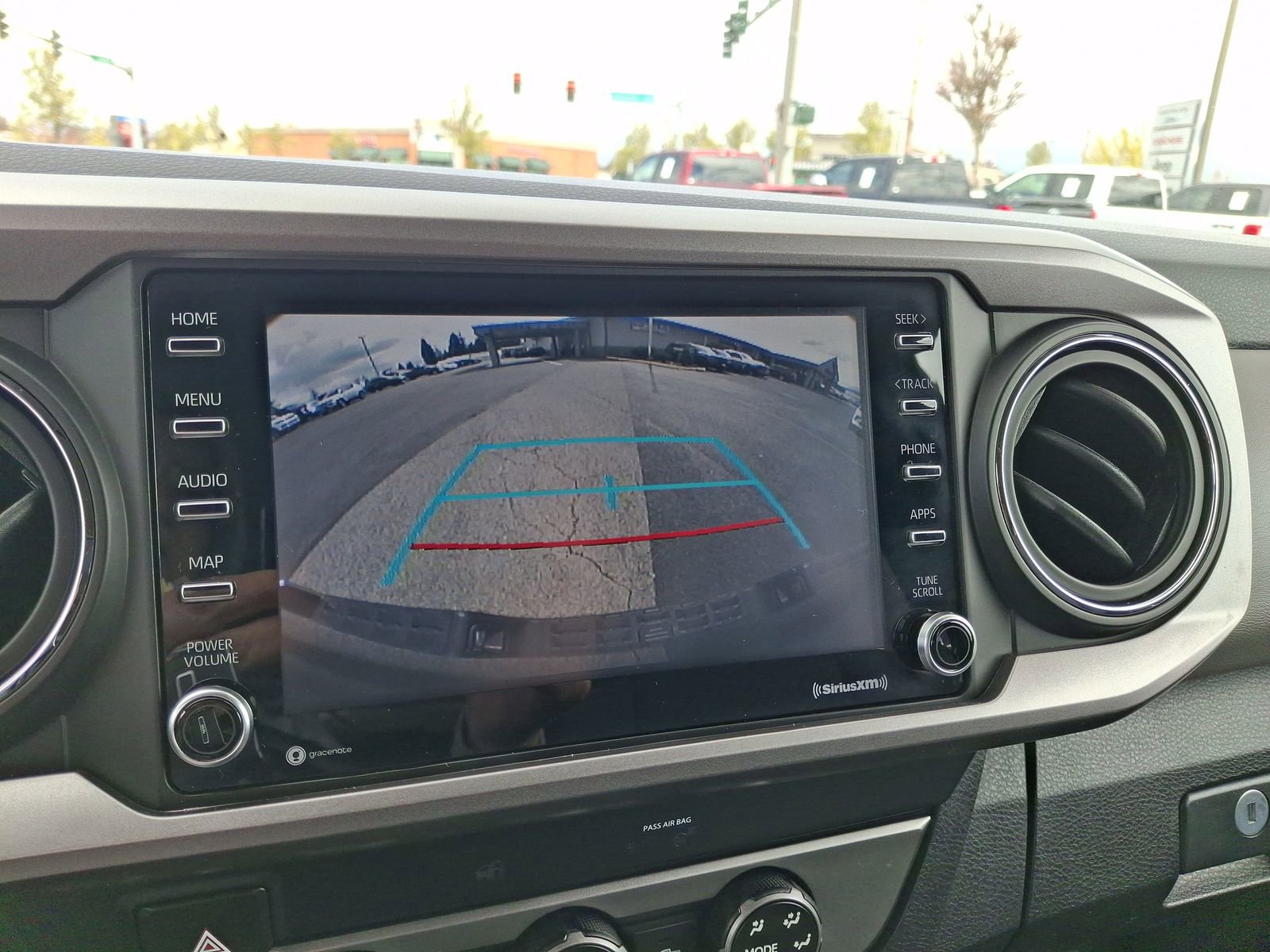 Used 2020 Toyota Tacoma SR5 image 18