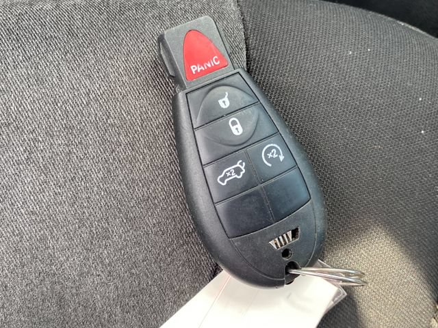 Used 2014 Jeep Cherokee Latitude w/ Cold Weather Group FWD image 11