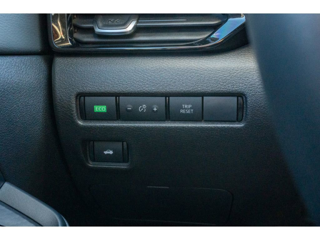 Used 2022 Nissan Sentra SV image 27