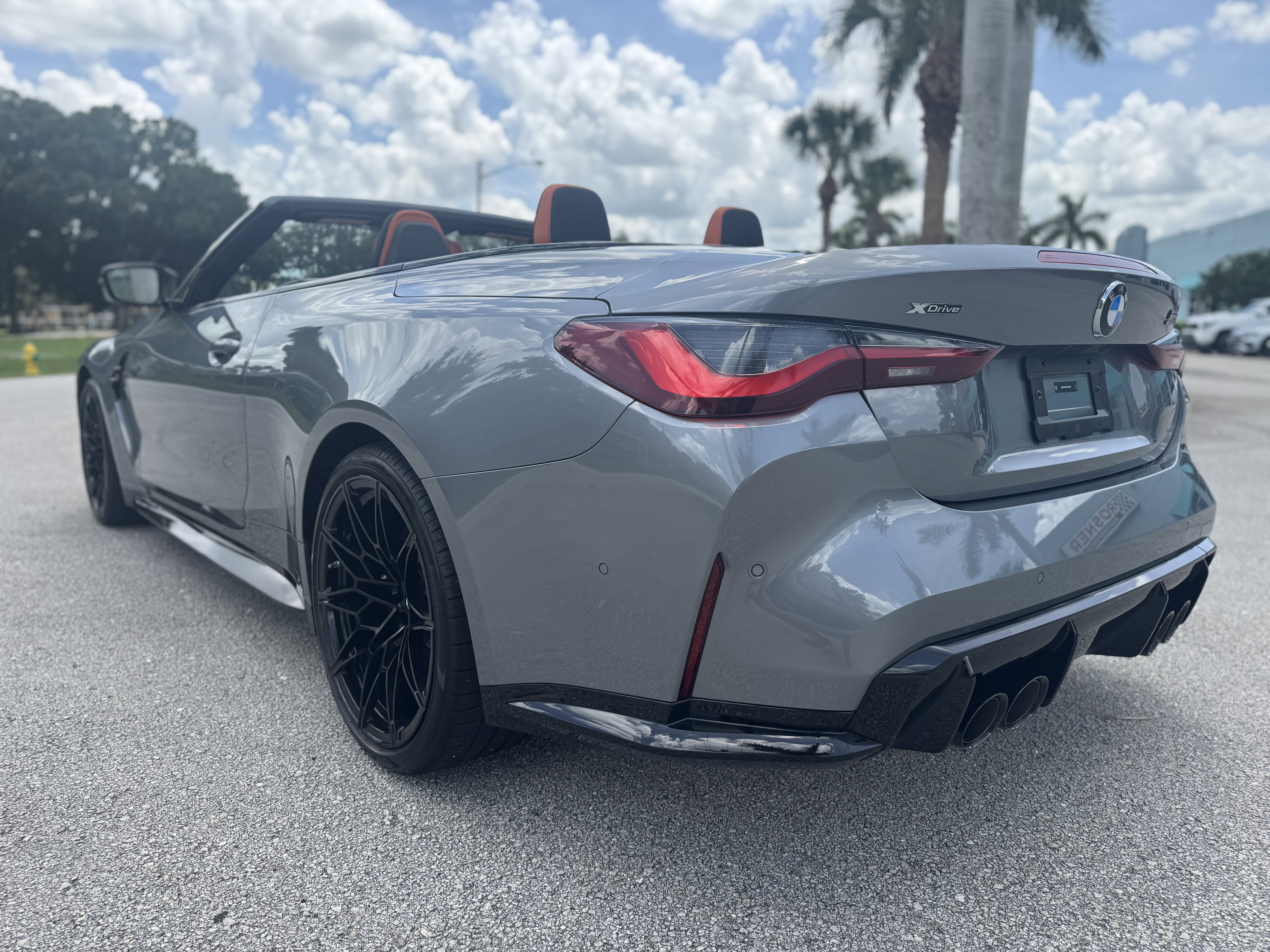 Used 2024 BMW M4 xDrive Competition w/ Executive Package image 3