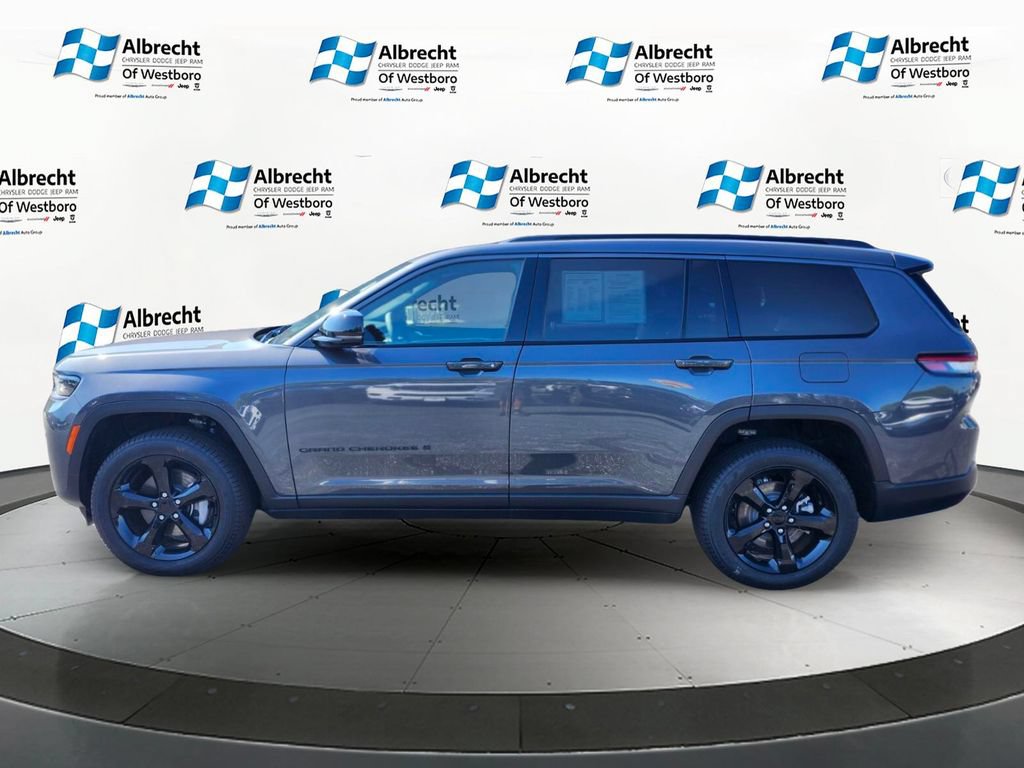 Used 2026 Jeep Grand Cherokee L Limited w/ Limited Altitude Package AWD/4WD image 2