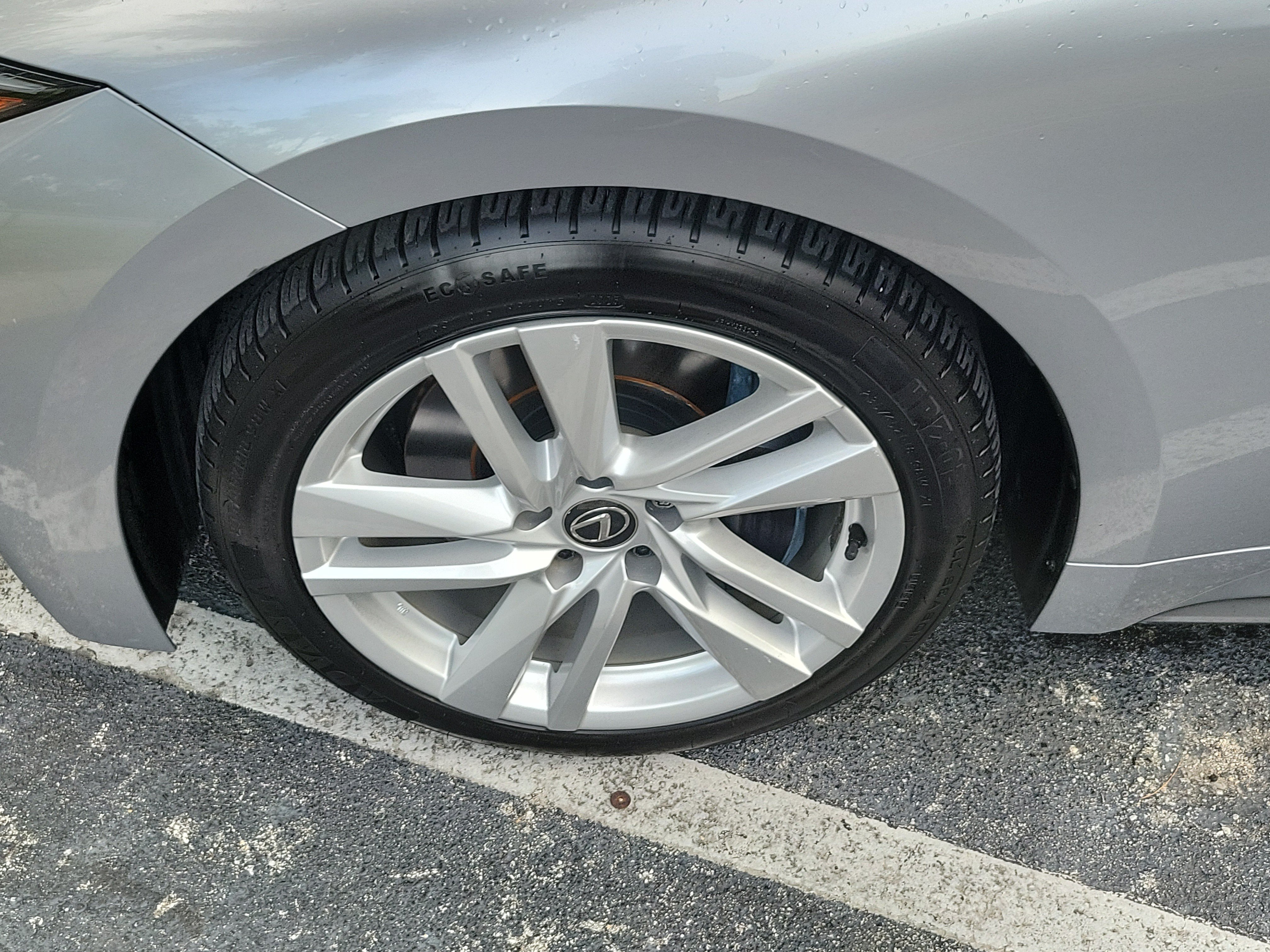 Used 2025 Lexus IS 300 w/ Comfort Package RWD image 6