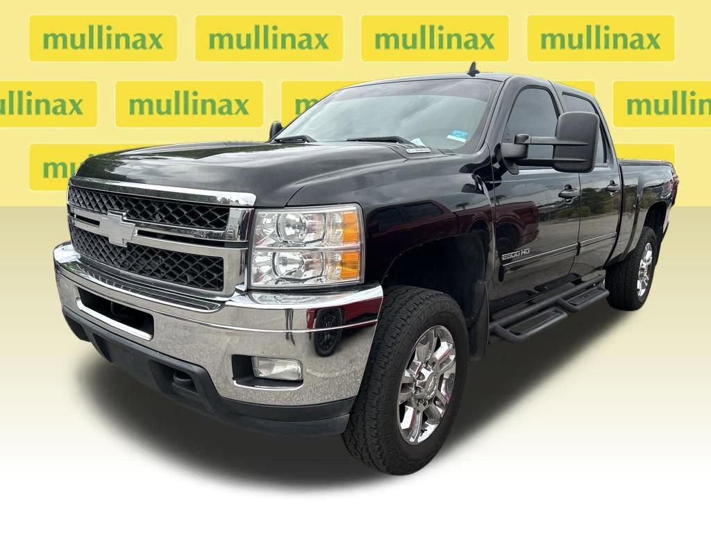Used 2013 Chevrolet Silverado 2500 LT w/ Interior Plus Package image 4