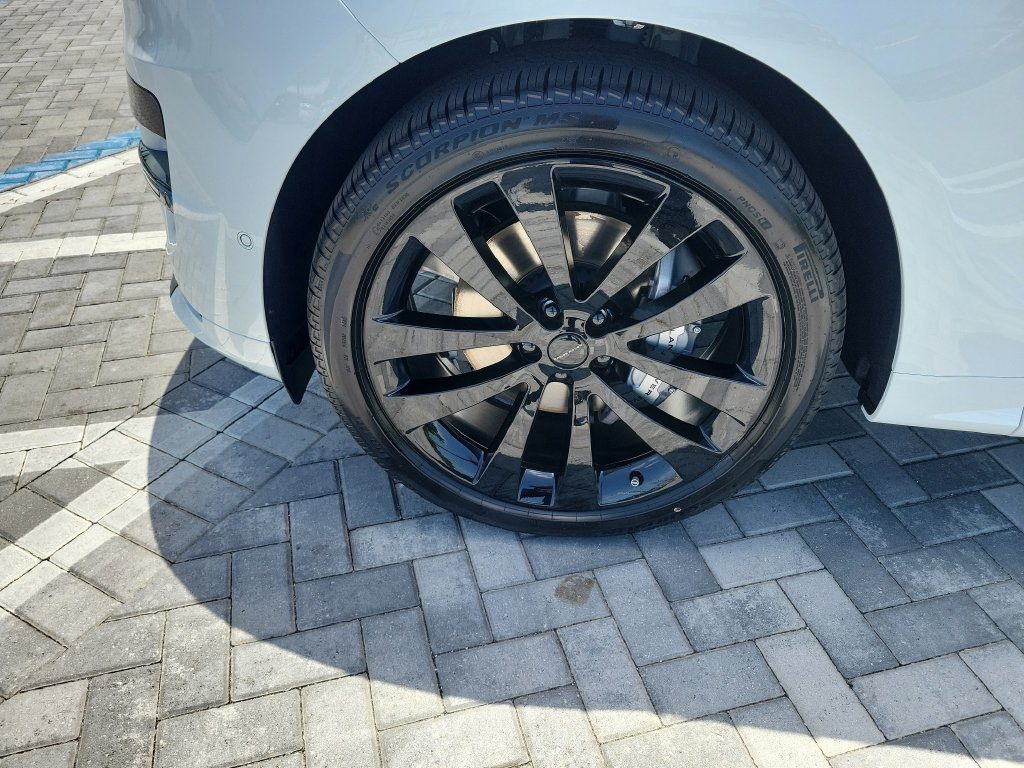 New 2026 Land Rover Range Rover Sport Dynamic SE AWD/4WD image 13